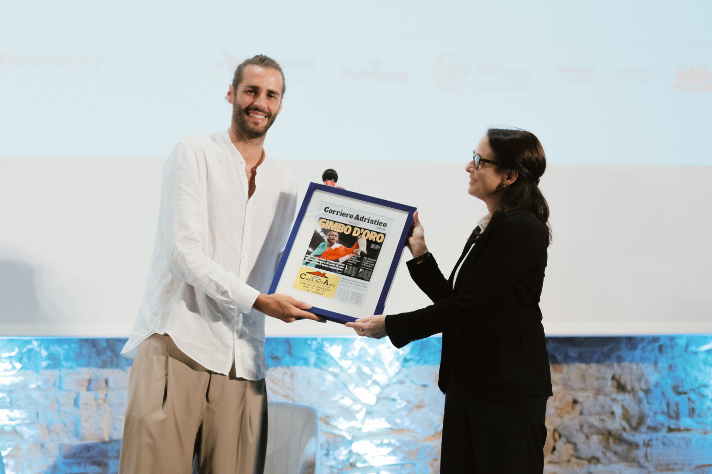 Corriere Adriatico 165 HD-197