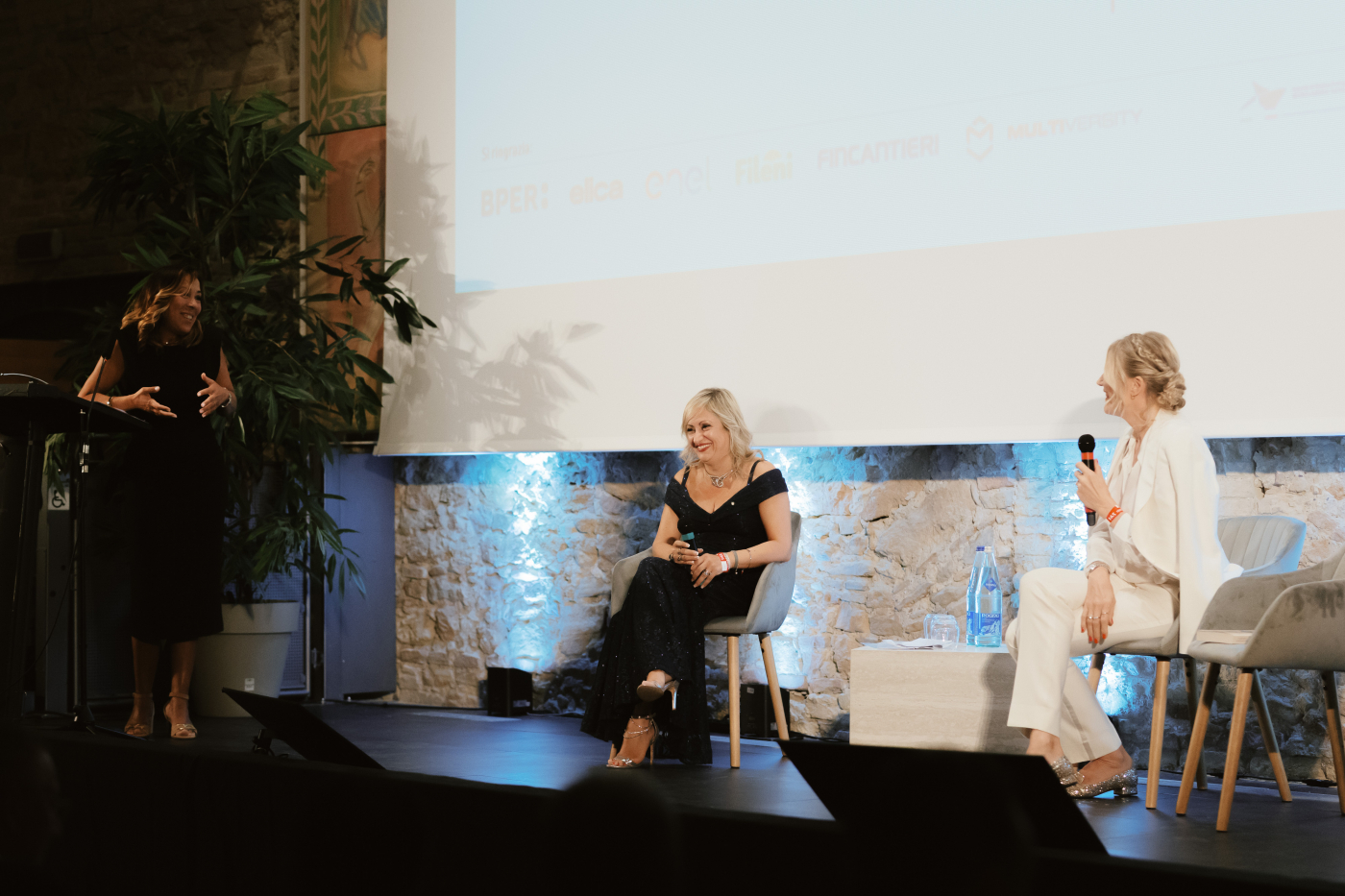 Corriere Adriatico 165 HD-232