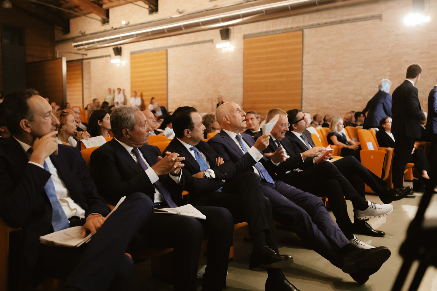 Corriere Adriatico 165 HD-73